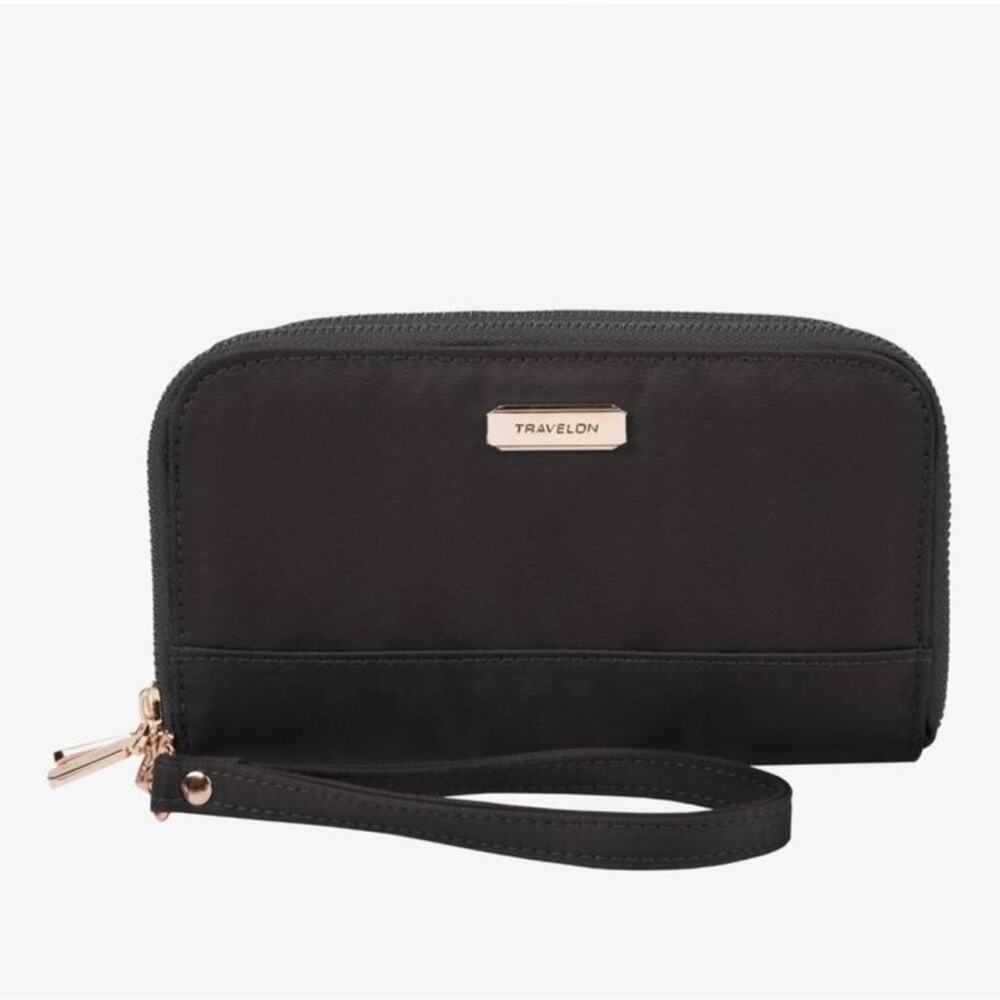 NWOT Travelon Black Wristlet Wallet black